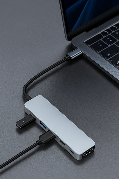 USB-C Hub Dock